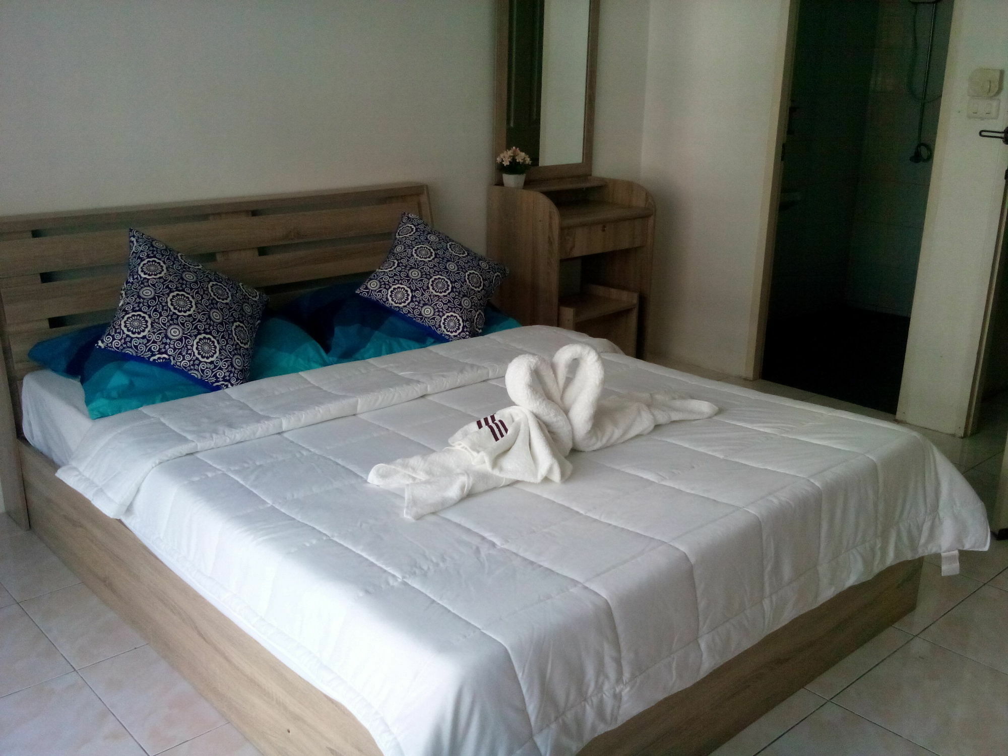 Patong Sunshine Guesthouse מראה חיצוני תמונה